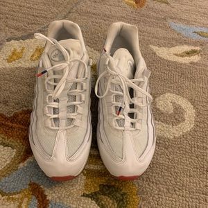 white air max 95, in great condition